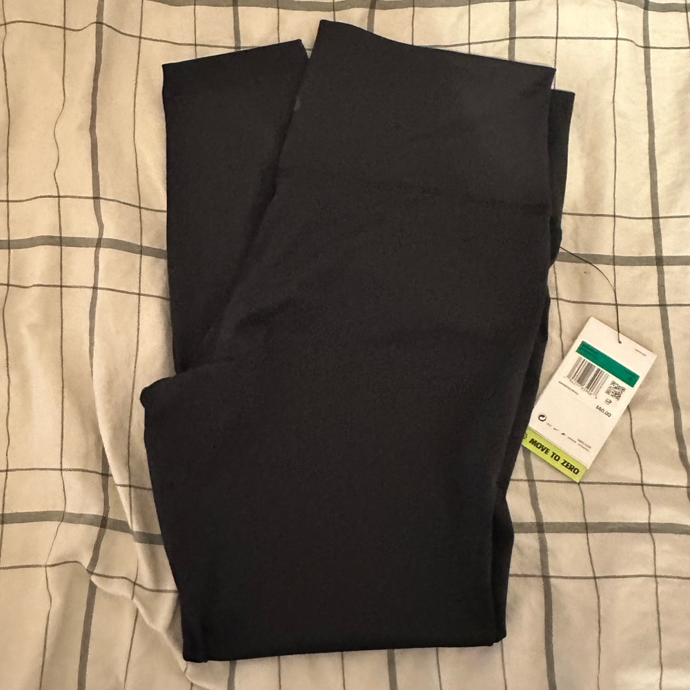 nike yoga leggings
